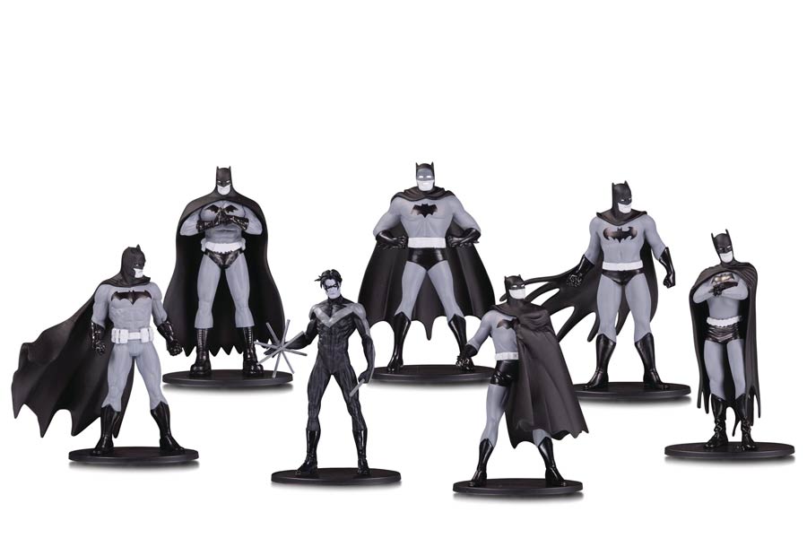 Batman Black & White Mini PVC Figure 7-Pack Box Set 01