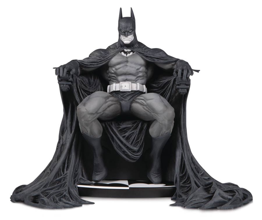 Batman Black & White Series Original Mini Statue By Marc Silvestri