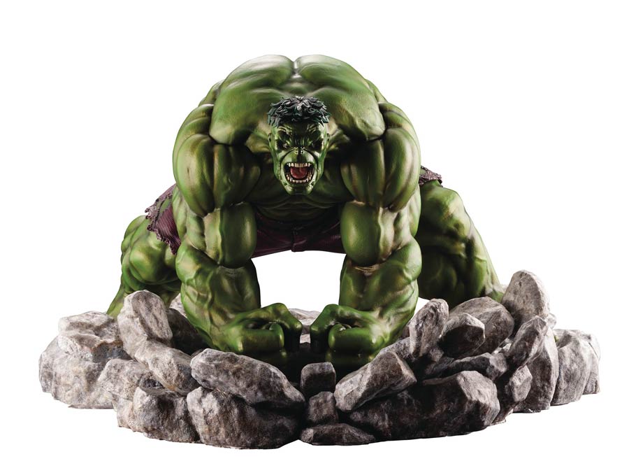Marvel Universe Hulk ARTFX Premier Statue