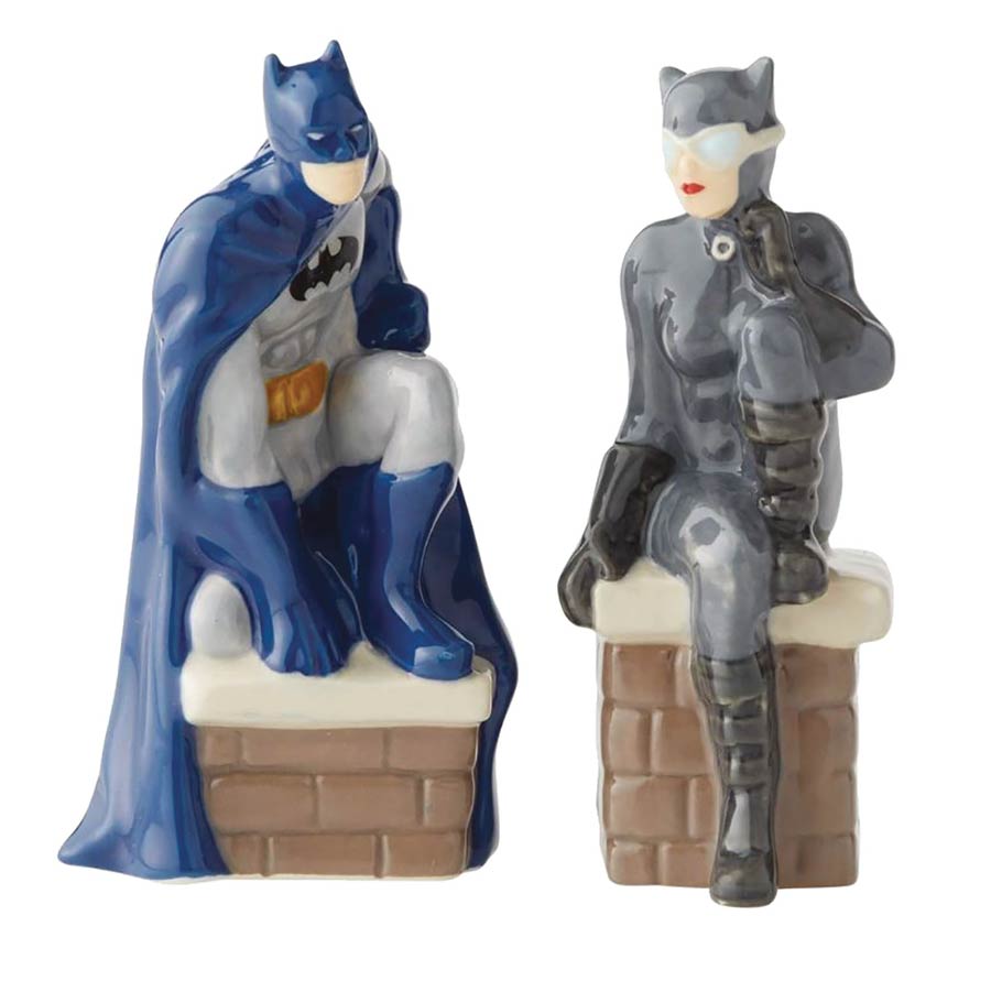 Batman And Catwoman Salt & Pepper Shaker Set