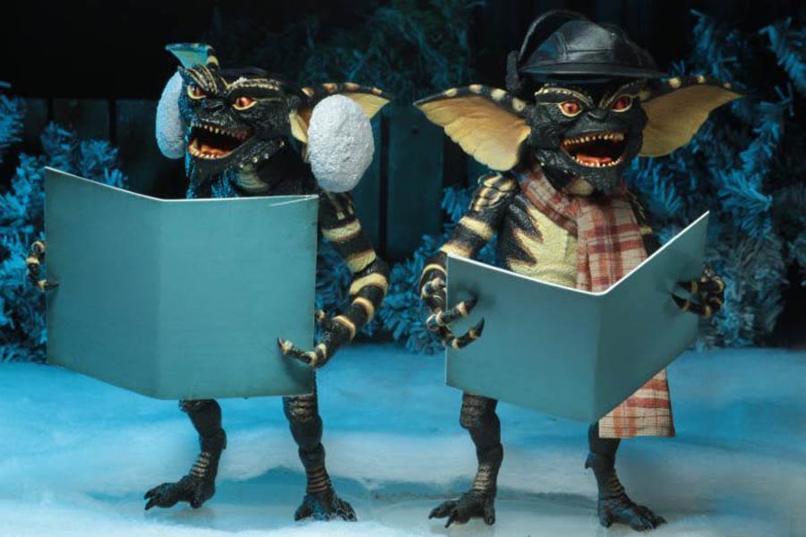 Gremlins Christmas Carol Winter Scene 7-Inch Scale 2-Pack Action Figure