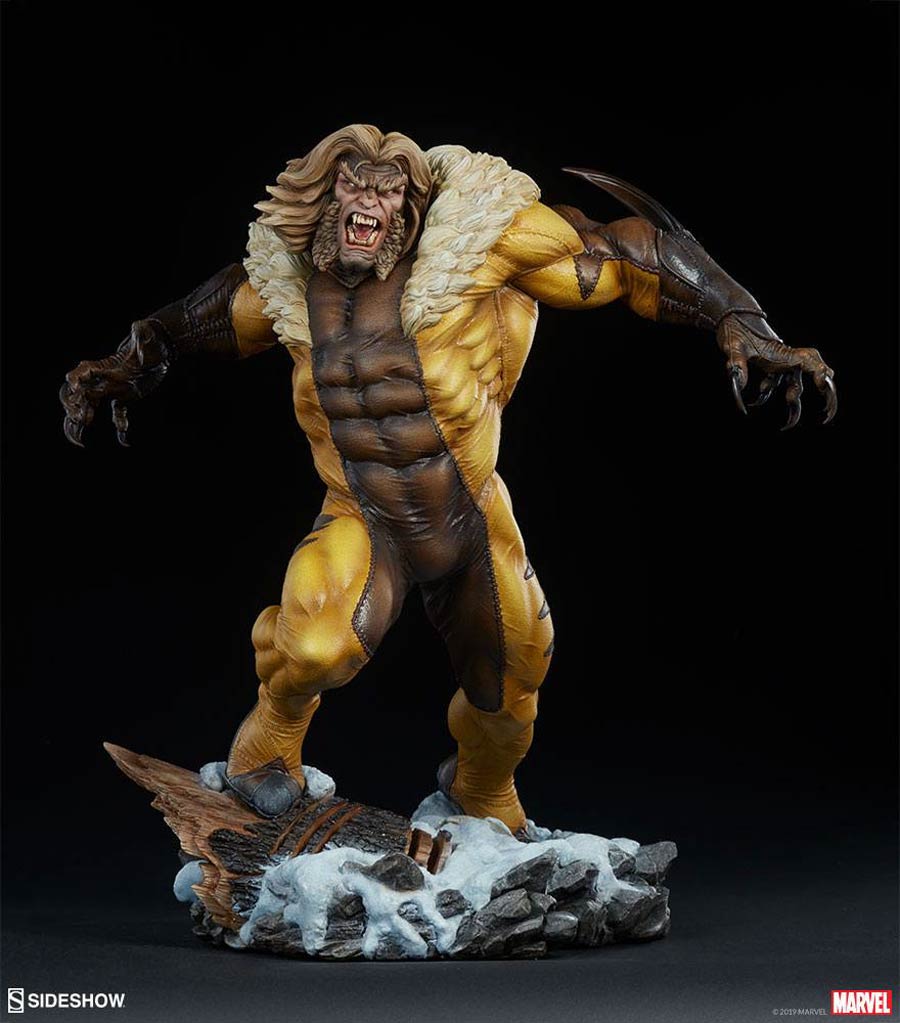 Sabretooth Premium Format Figure