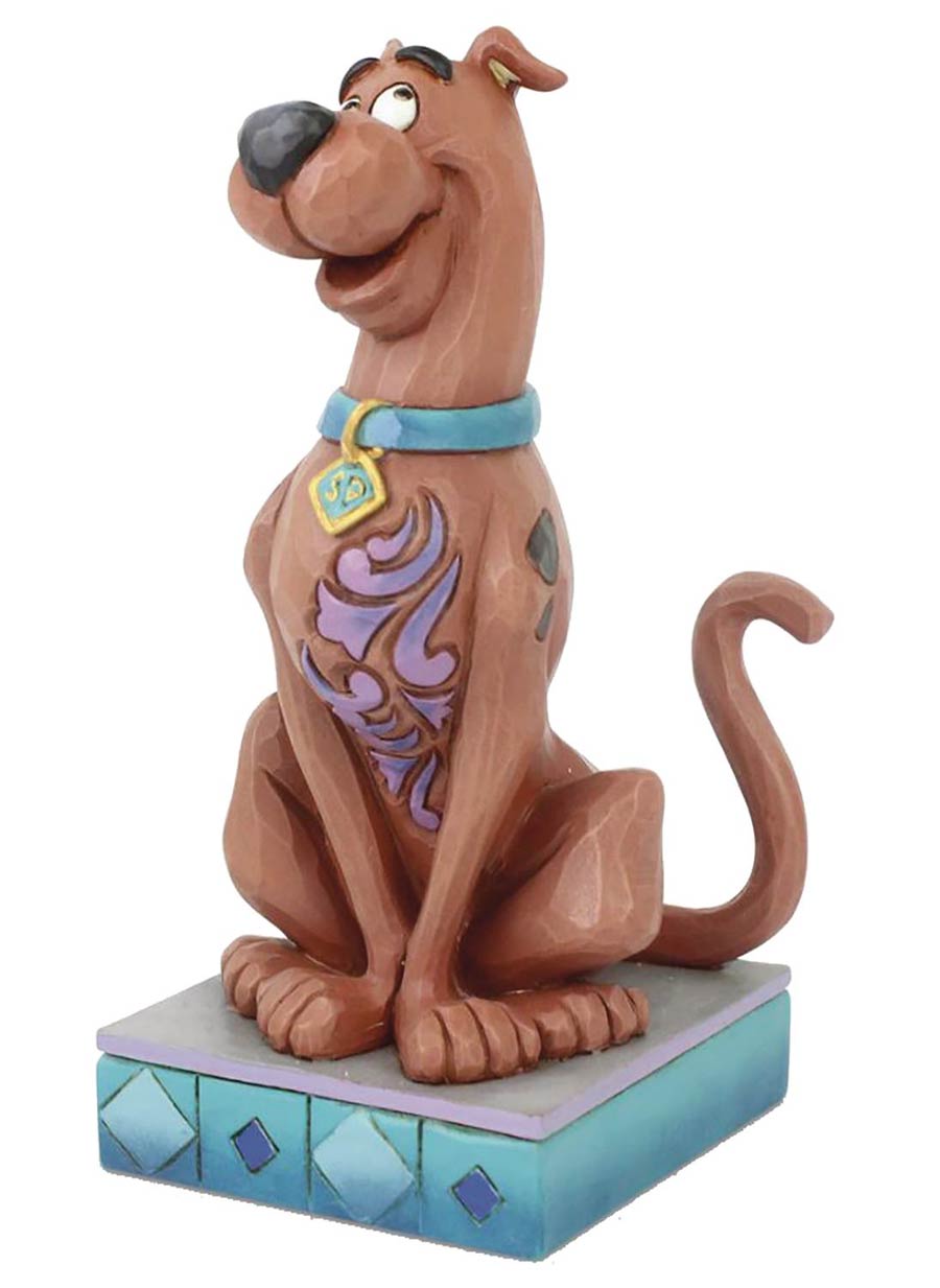 Jim Shore Scooby-Doo 7.5-Inch Figurine