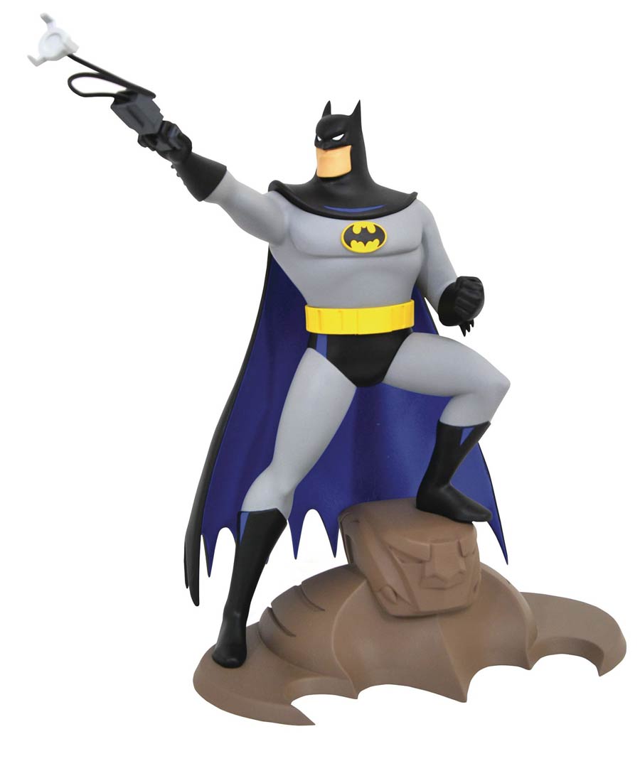 DC TV Gallery Batman The Animated Series Batman Grappling Gun PVC Statue -  Midtown Comics