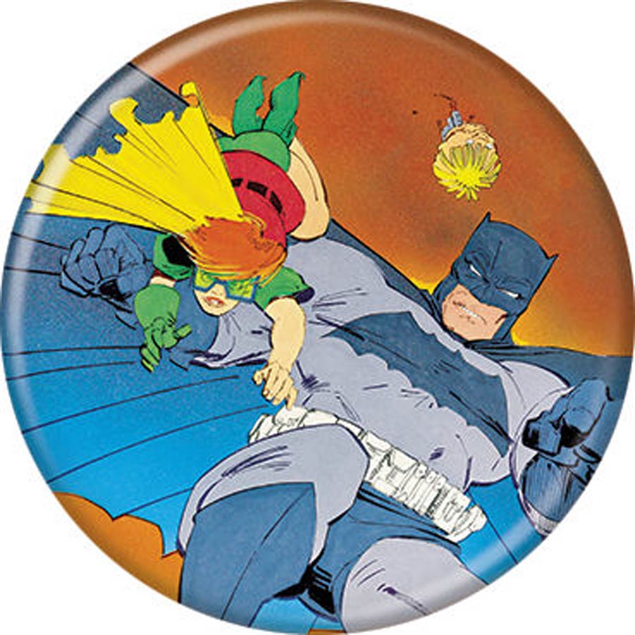 DC Comics Dark Knight Returns 1.25-inch Button Batman And Robin On Orange (87719)