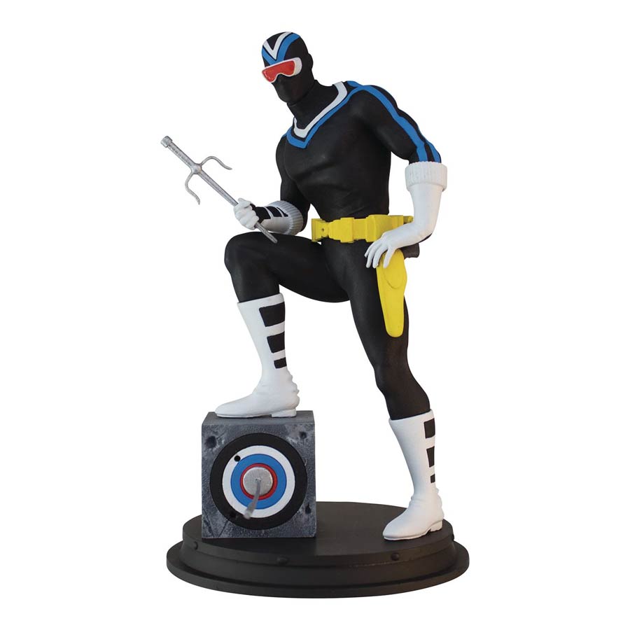 DC Comics Vigilante 8.5-Inch Resin Statue