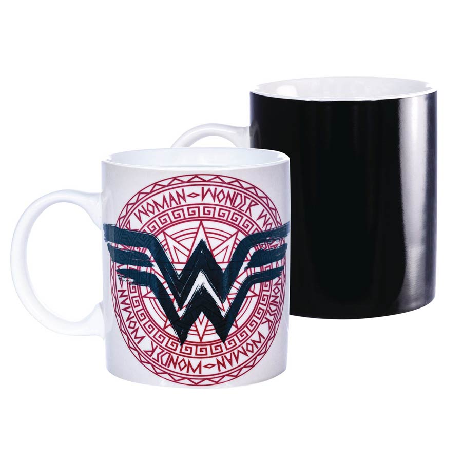 Justice League Wonder Woman Heat Reveal 11-Ounce Mug