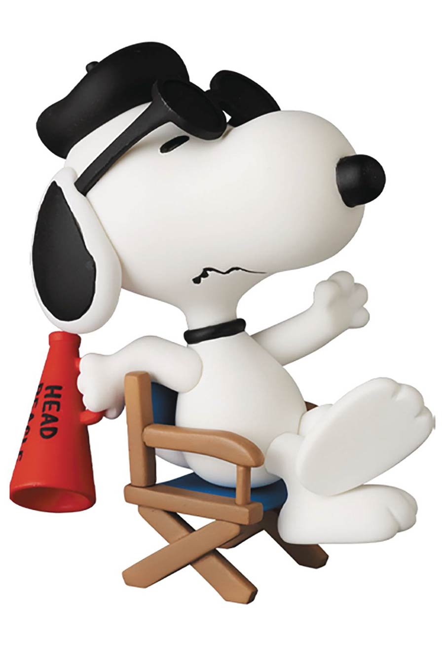 Peanuts Ultra Detail Figure Series 11 - Film Director Snoopy