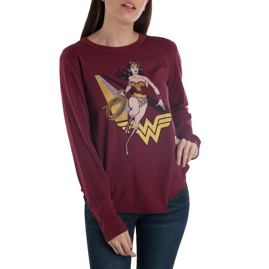 DC Comics Wonder Woman With Lasso Maroon Womens Long Sleeve T-Shirt Large