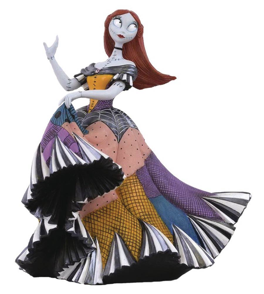 Disney Showcase Nightmare Before Christmas Couture De Force Figurine - Sally 7.28-Inch