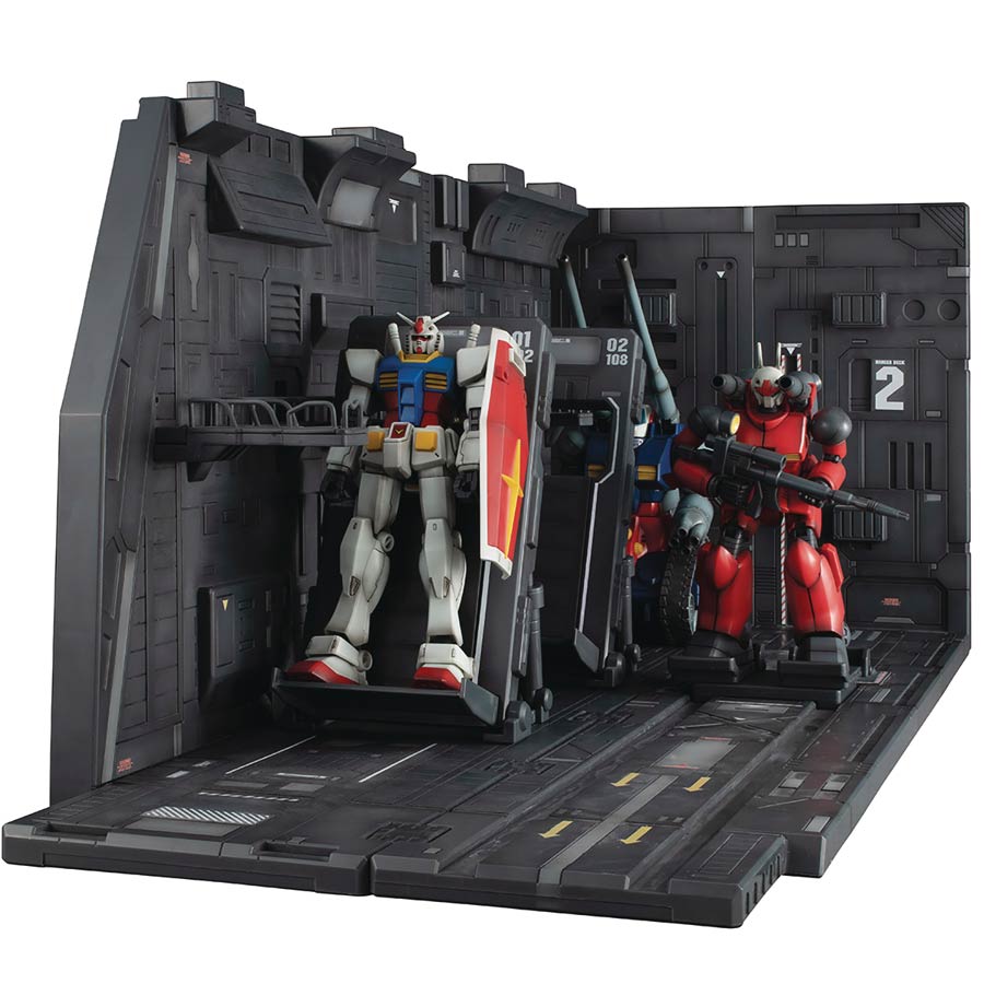 Mobile Suit Gundam Real Model Series White Base Catapult Deck 1/144 Scale GHUC Model Kit