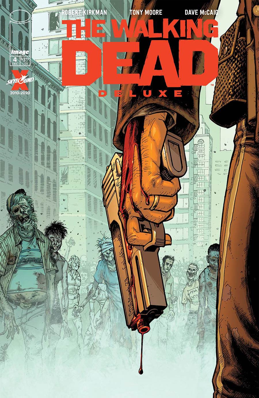 Walking Dead Deluxe #4 Cover B Variant Tony Moore & Dave McCaig Cover