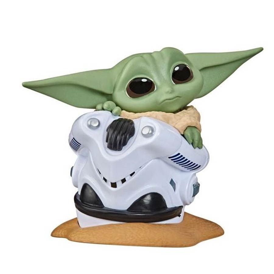Star Wars The Mandalorian The Bounty Collection Figurines - The Child Helmet Hiding