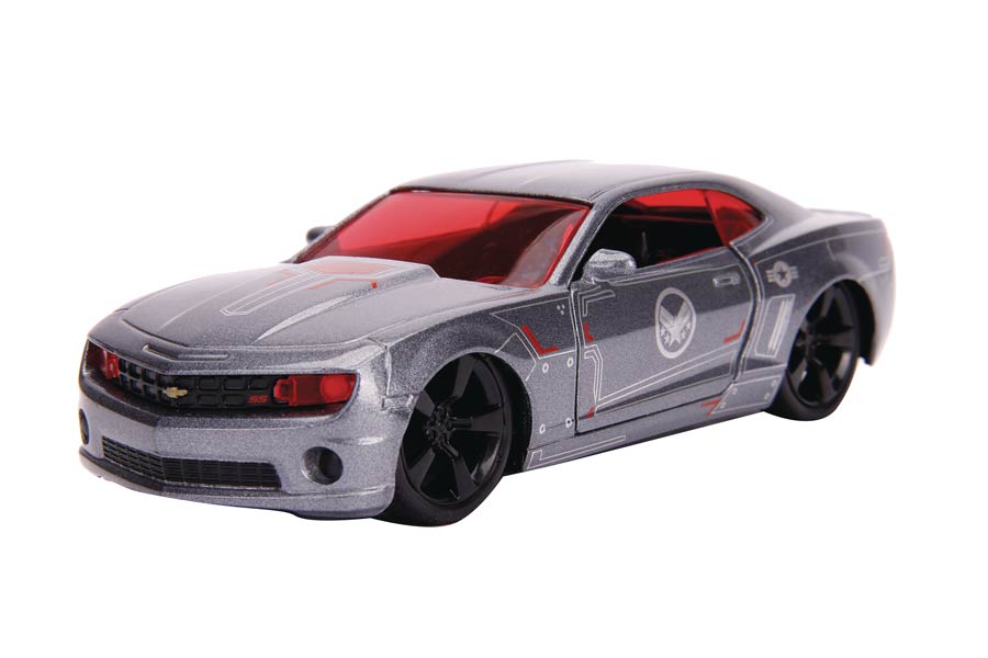 Marvel Heroes Hollywood Rides 1/32 Scale Die-Cast Vehicle - War Machine 2010 Chevy Camaro SS