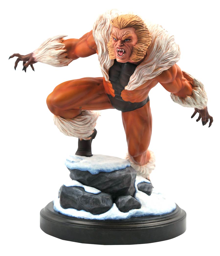 Marvel Comic Premier Collection Sabretooth Statue