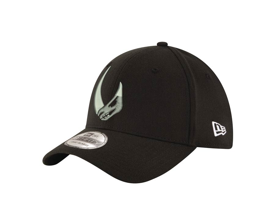 Star Wars The Mandalorian Signet Black & Silver 3930 Previews Exclusive Flexfit Cap