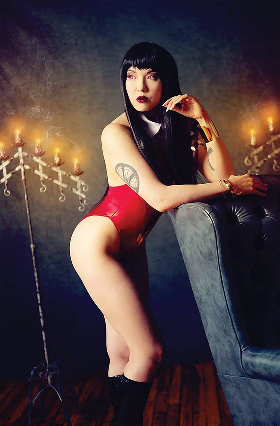 Vampirella Valentines Special (2021) One Shot Cover I Incentive Sara Stalcup Cosplay Photo Virgin Cover