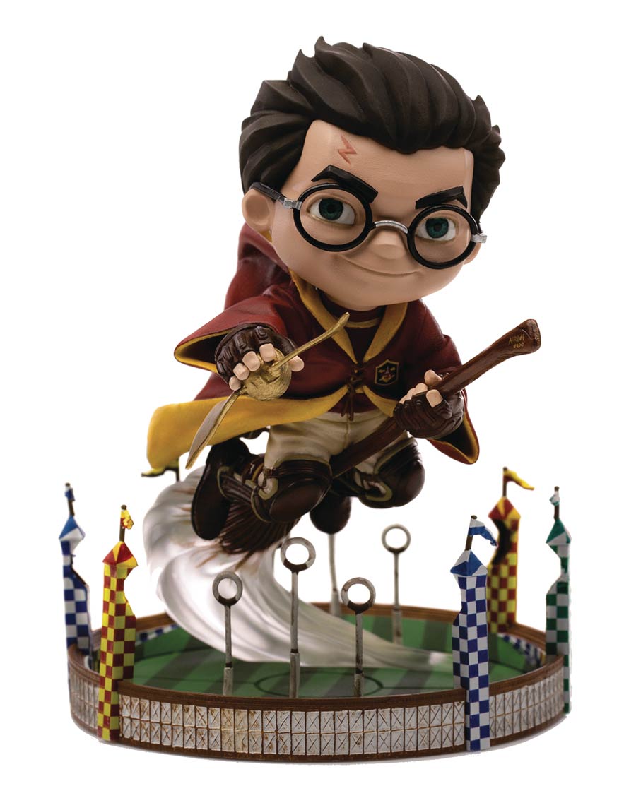 Harry Potter Harry Potter At The Quidditch Match MiniCo Illusion Vinyl Statue