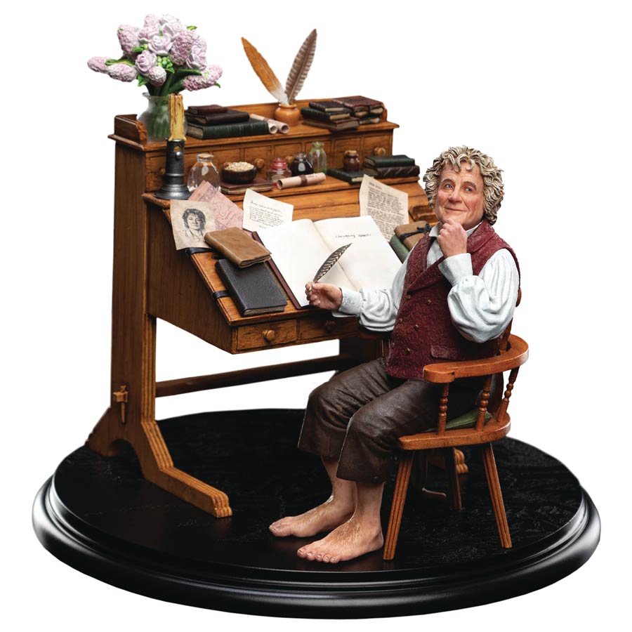 Lord Of The Rings Bilbo At Desk Classic Series Polystone 1/6 Scale Statue