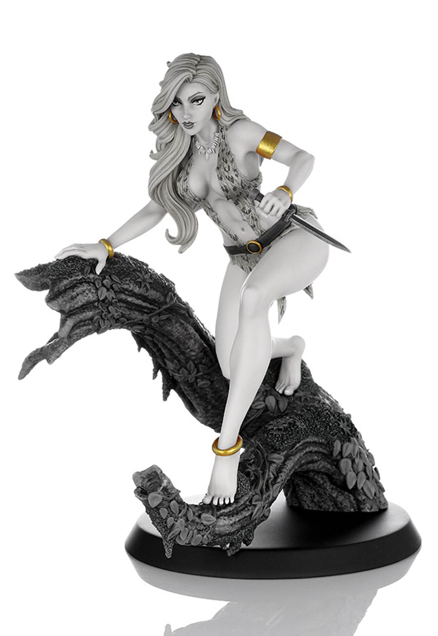 Women Of Dynamite Sheena Queen Of The Jungle By J Scott Campbell Statue Black & White Version