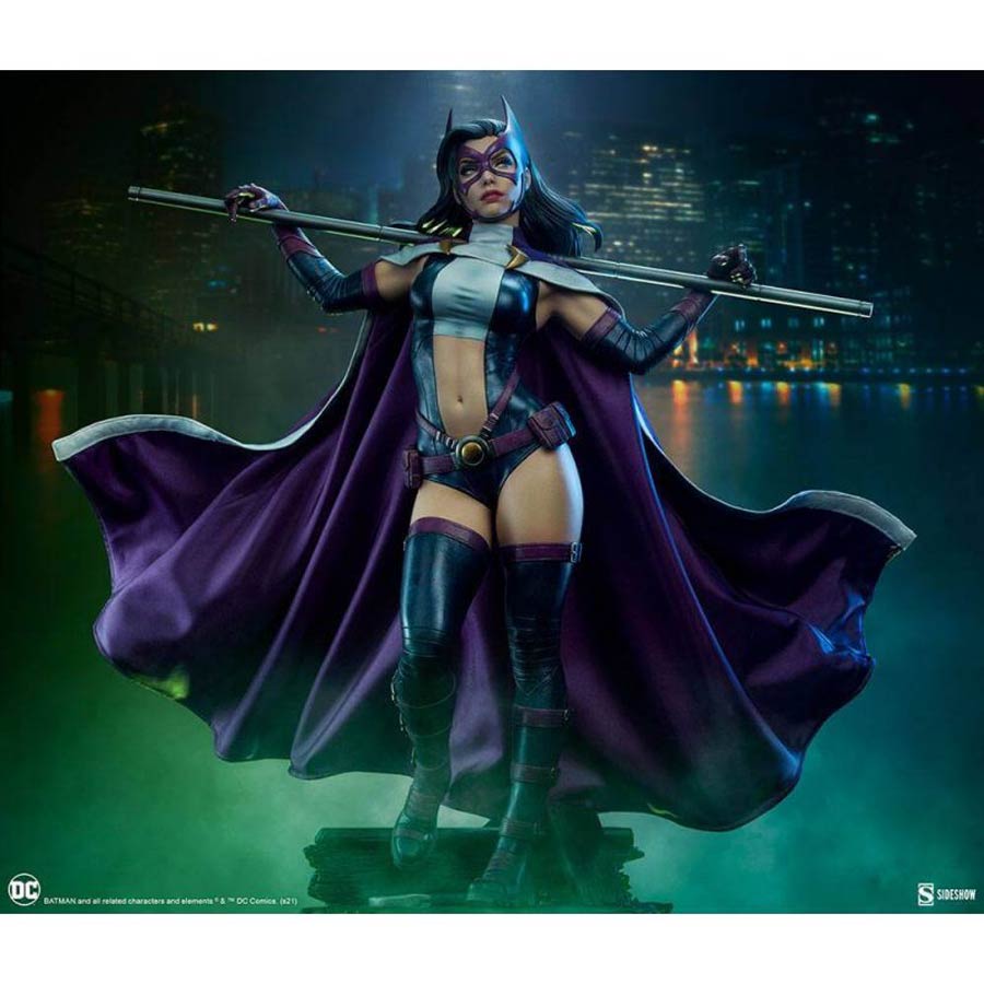 DC Comics Huntress Premium Format Figure