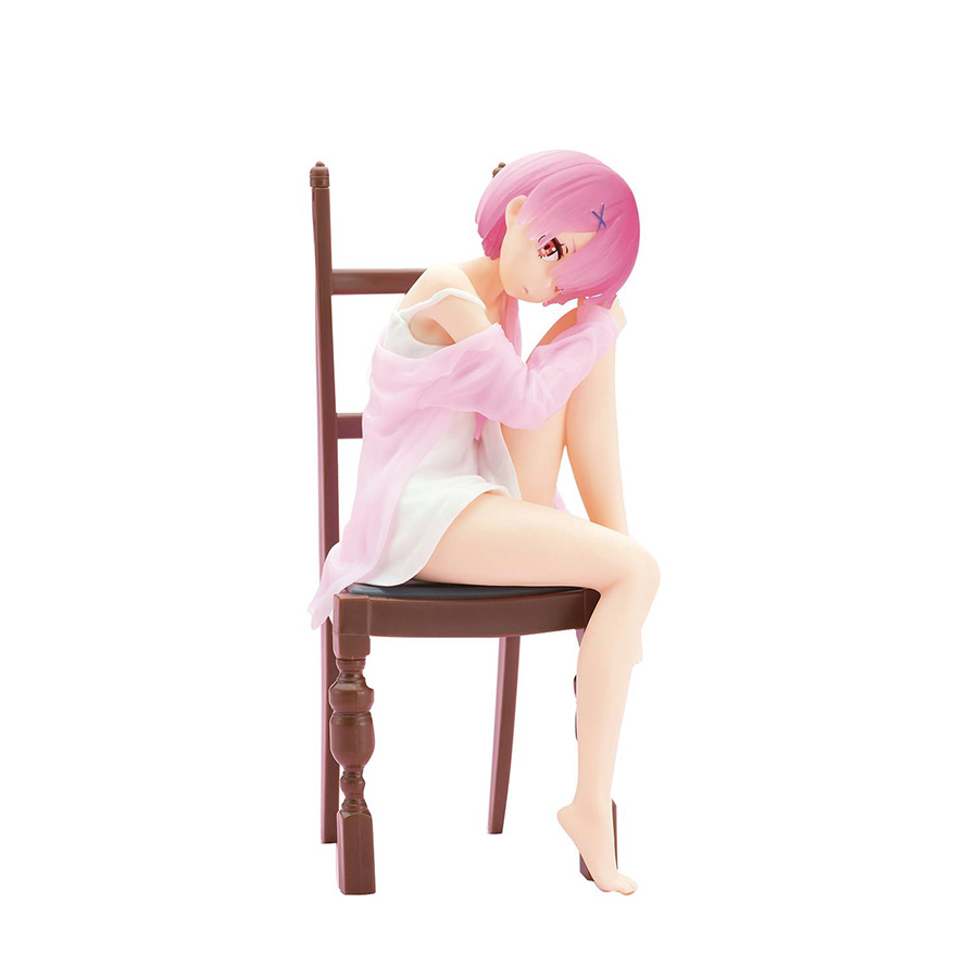 ReZero Starting Life In Another World Relax Time Figure - Ram