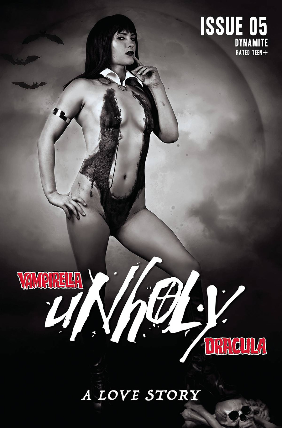 Vampirella Dracula Unholy #5 Cover N Incentive Nerdy Nereid Cosplay Photo Black & White Cover