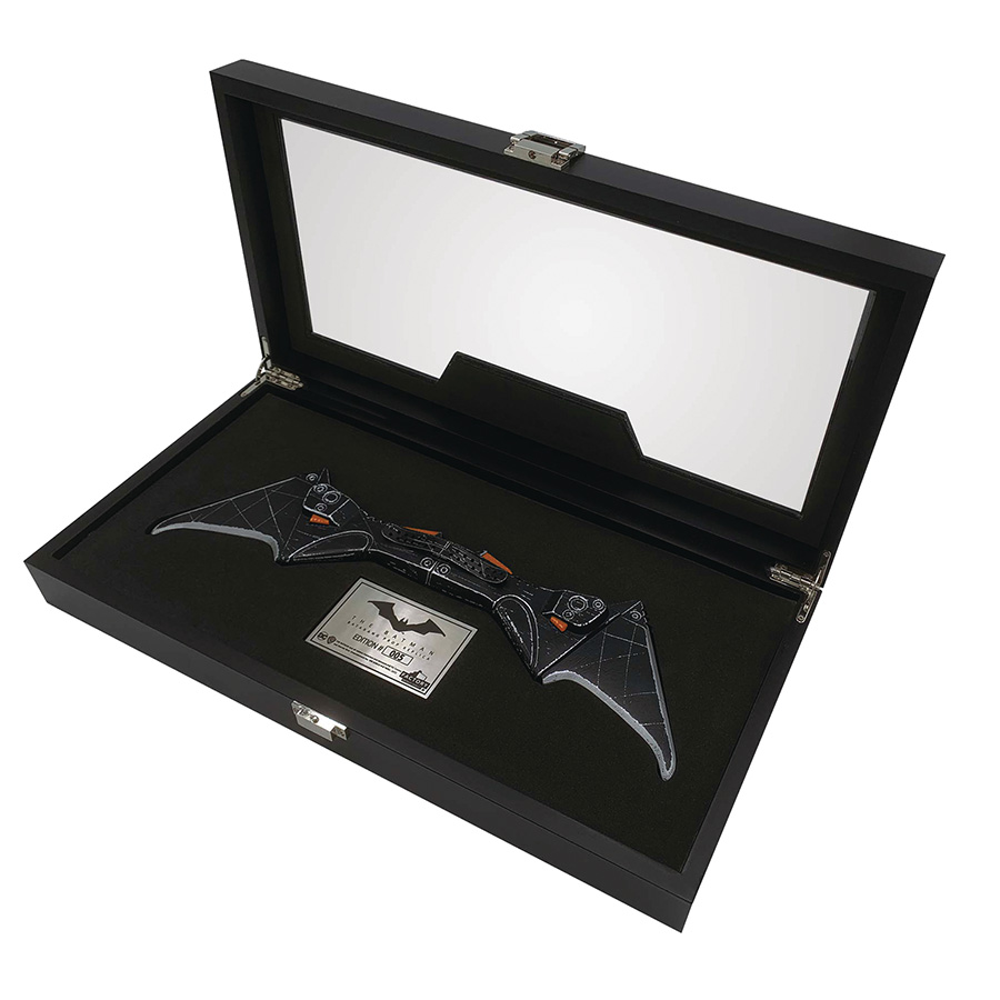 The Batman Movie Batarang Limited Edition Prop Replica