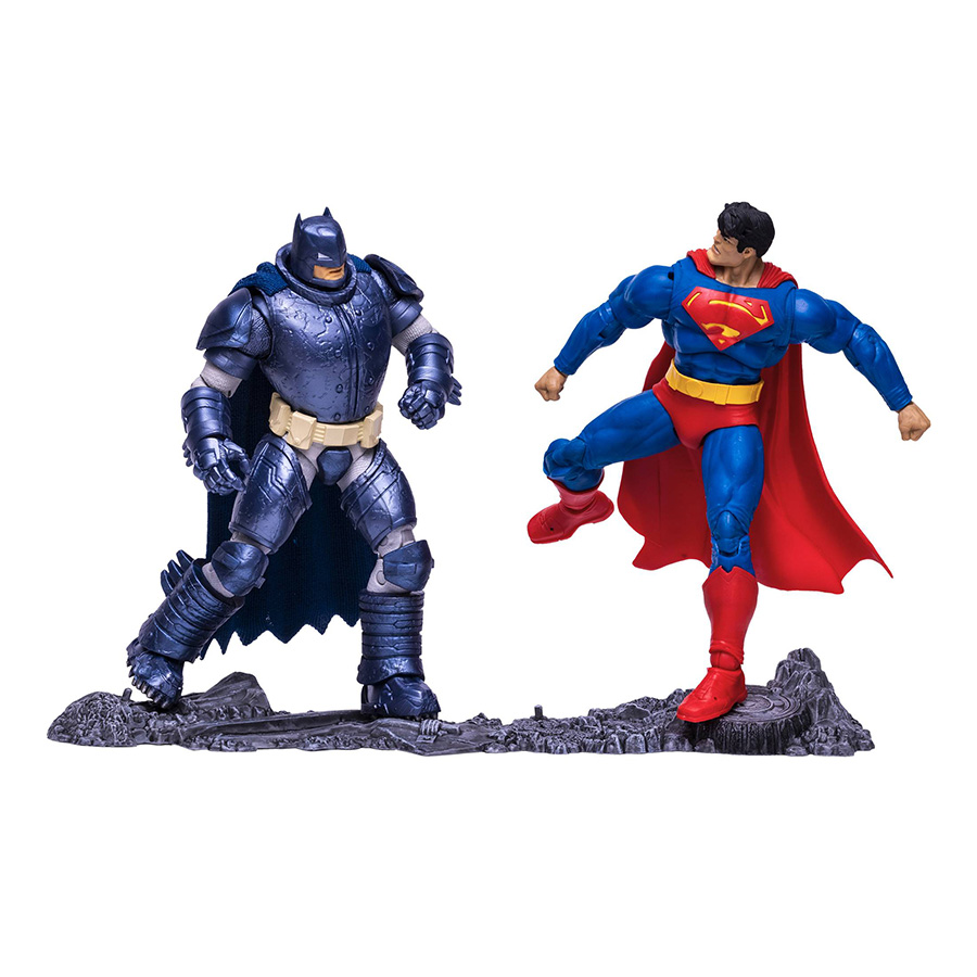 DC Collector Dark Knight Returns Superman vs Batman 7-Inch Scale 2-Pack Action Figure Case