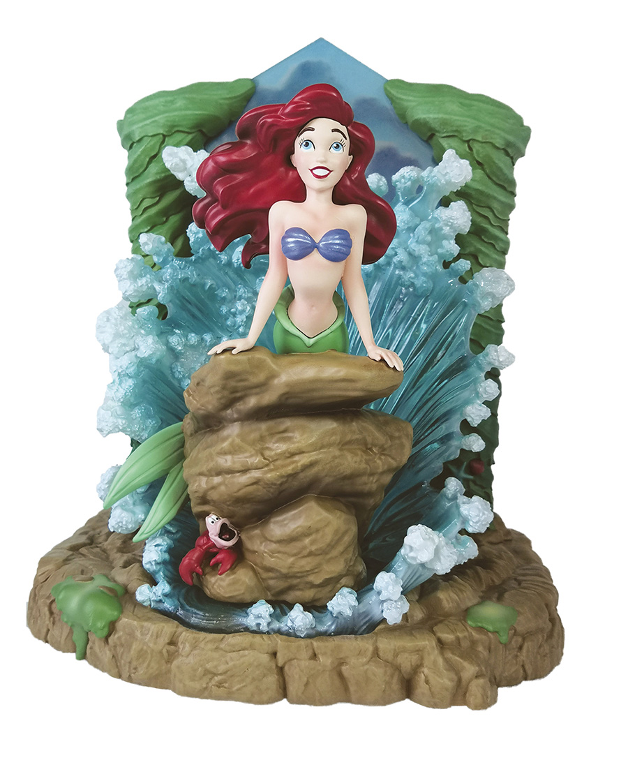 Disney Showcase Little Mermaid Ariel 9-Inch Statue