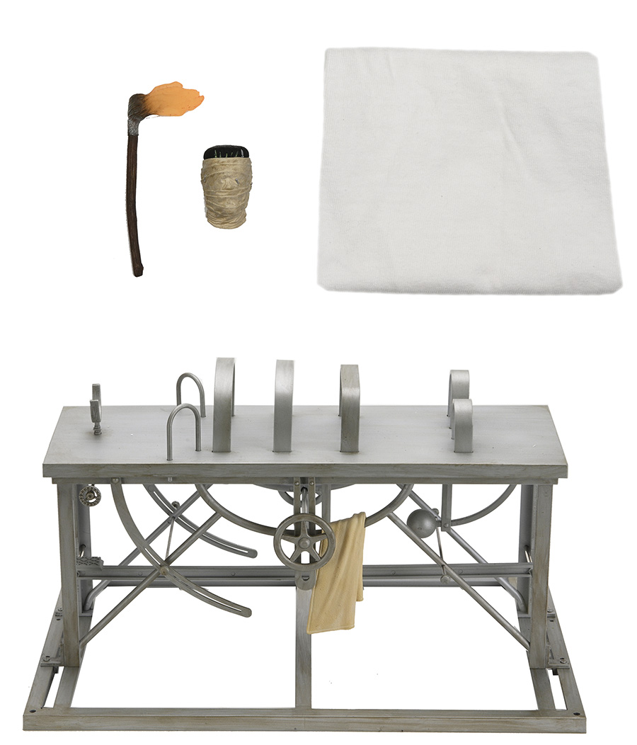 Universal Monsters Frankenstein Figure Accessory Pack