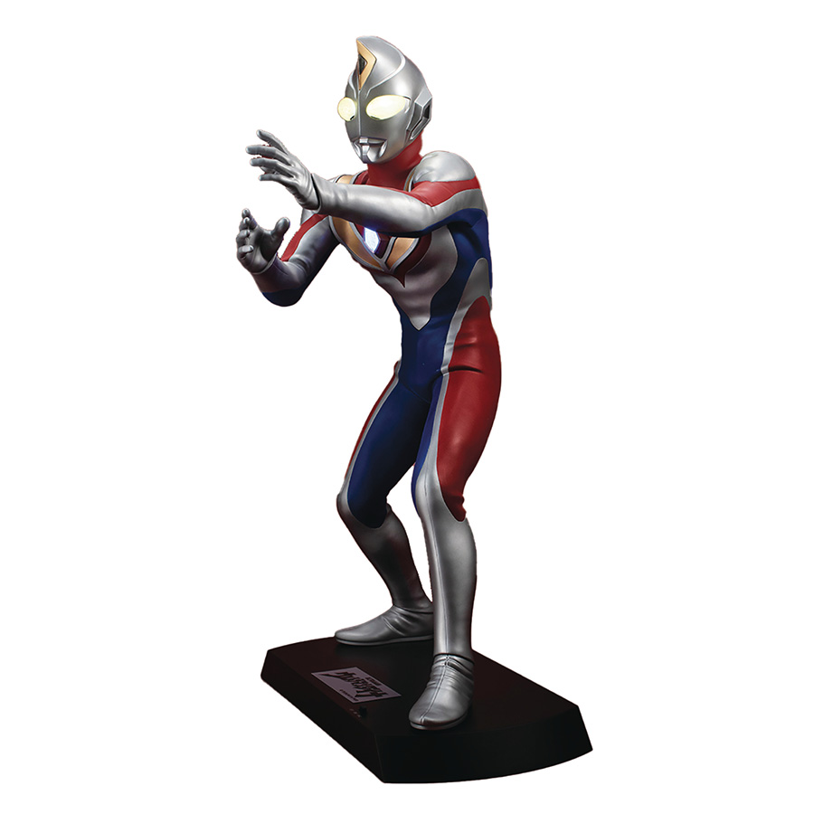 Ultimate Article Ultraman Dyna Flash Type PVC Figure
