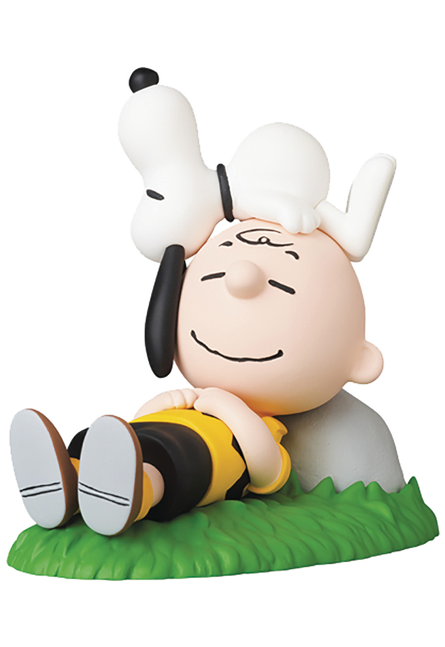 Peanuts Ultra Detail Figure Series 13 - Napping Charlie Brown & Snoopy