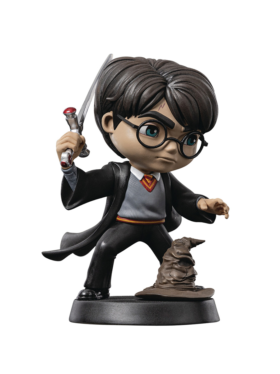 Harry Potter Harry Potter With The Sword Of Gryffindor MiniCo PVC Statue