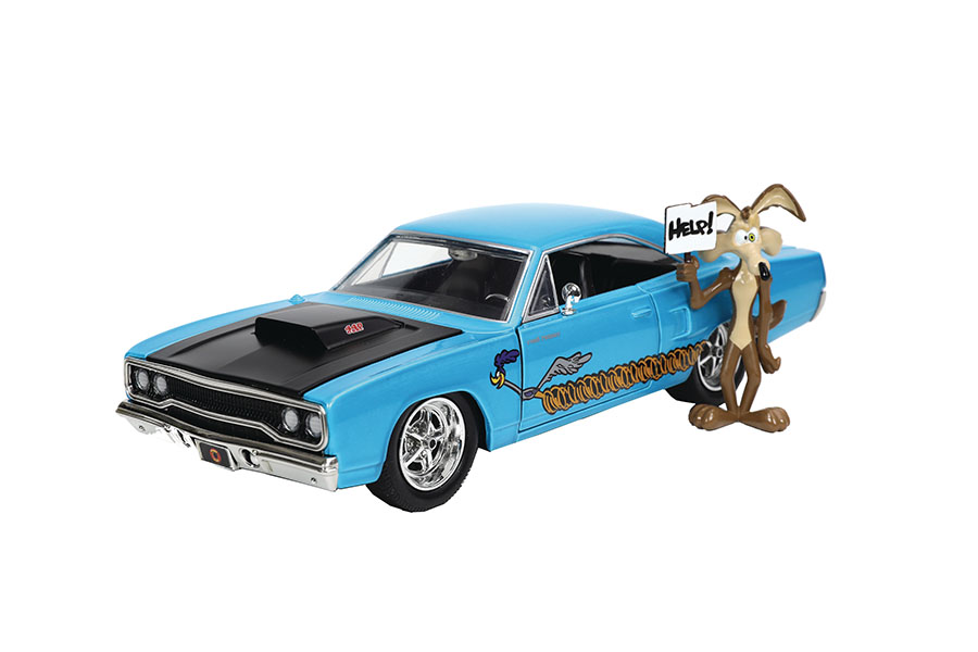 Hollywood Rides 1970 Plymouth Road Runner / Wile E Coyote 1/24 Scale Die-Cast Vehicle