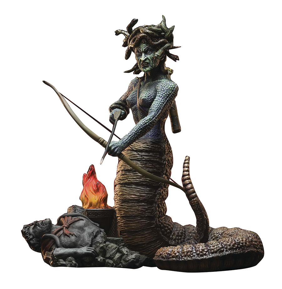 Ray Harryhausens Medusa Soft Vinyl Statue Deluxe Version