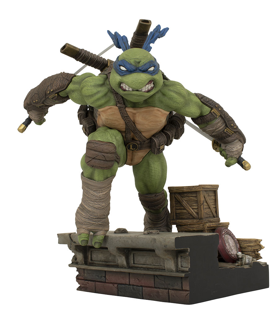 Teenage Mutant Ninja Turtles Gallery Leonardo PVC Statue