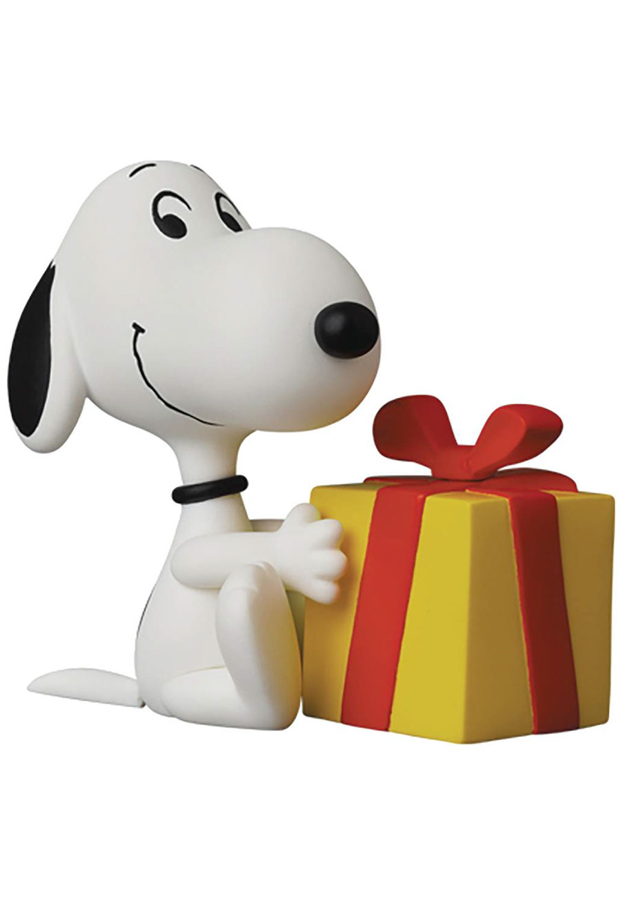 Peanuts Ultra Detail Figure Series 15 - Gift Snoopy