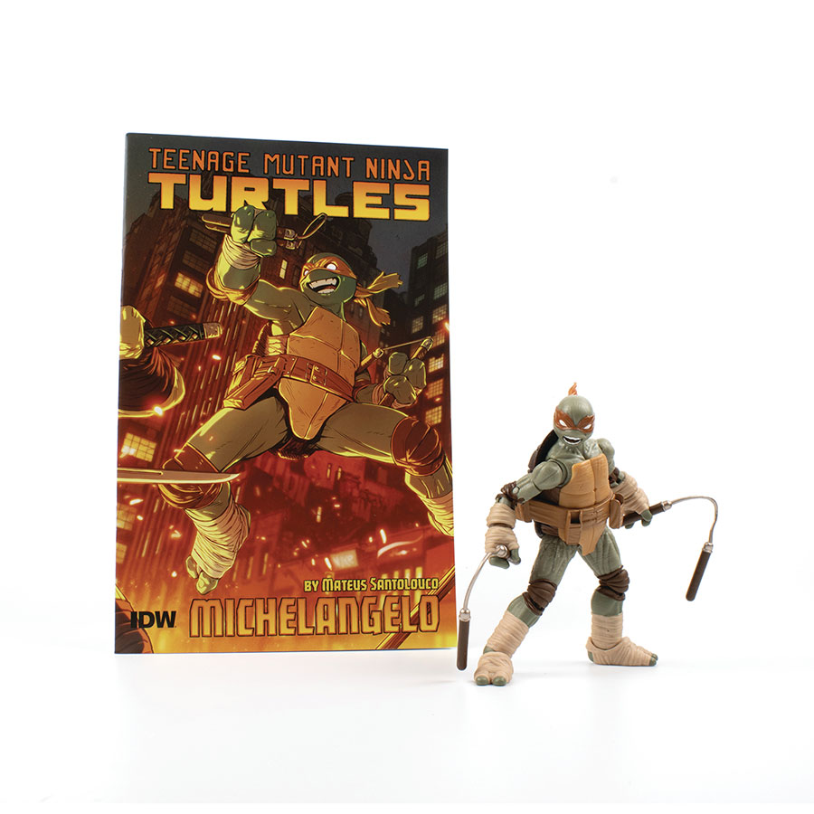 Teenage Mutant Ninja Turtles IDW Comic Book & BST AXN Version 2 5-Inch Action Figure - Michelangelo