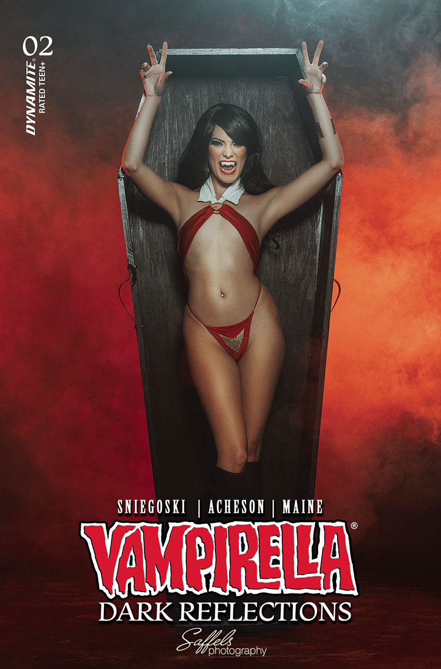 Vampirella Dark Reflections #2 Cover E Variant Joanie Brosas Cosplay Photo Cover