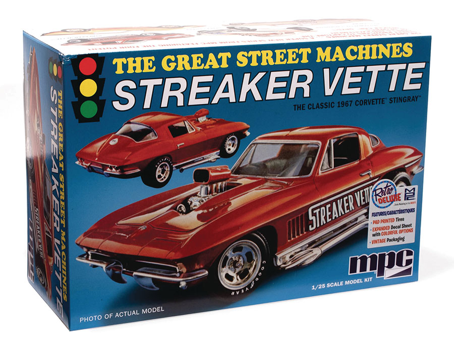 MPC 1967 Corvette Stingray Streaker Vette 1/25 Scale Model Kit