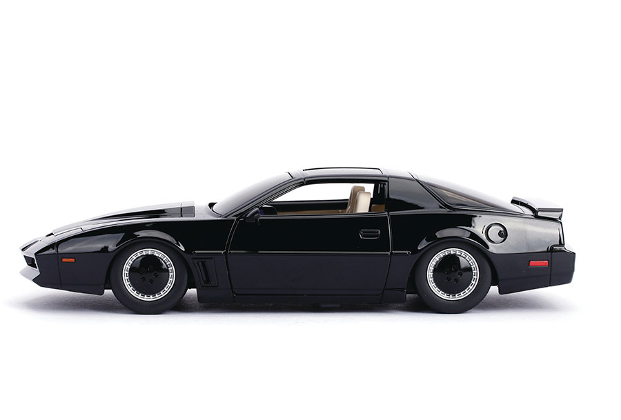 Knight Rider K.I.T.T. With Light Hollywood Rides 1/24 Scale Die-Cast Vehicle