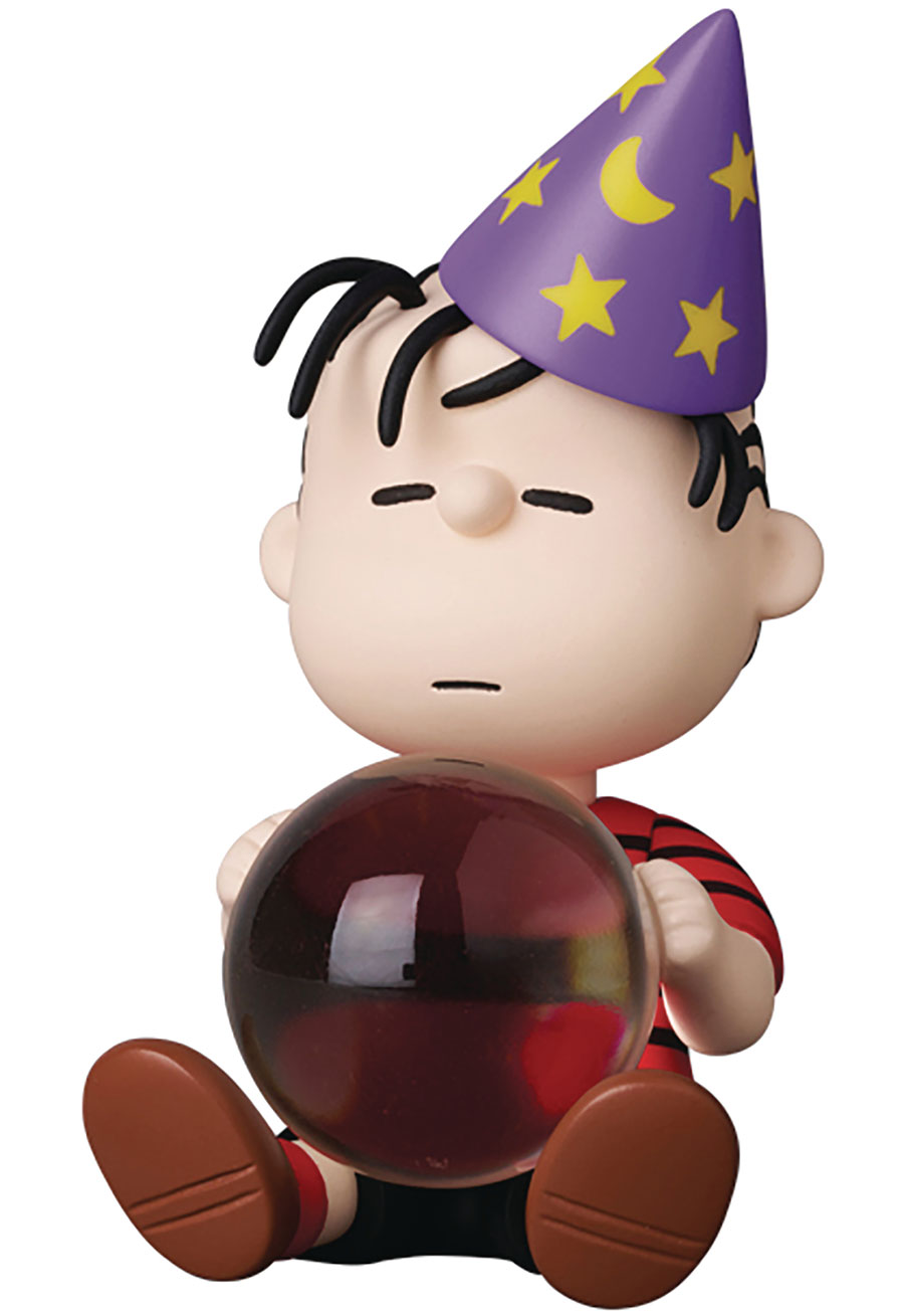 Peanuts Ultra Detail Figure Series 17 - Linus & Crystal Ball