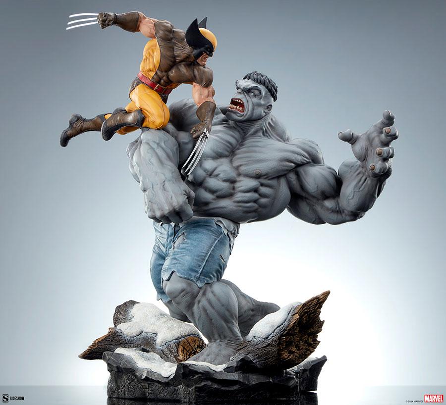 Marvel Grey Hulk vs Wolverine Statue