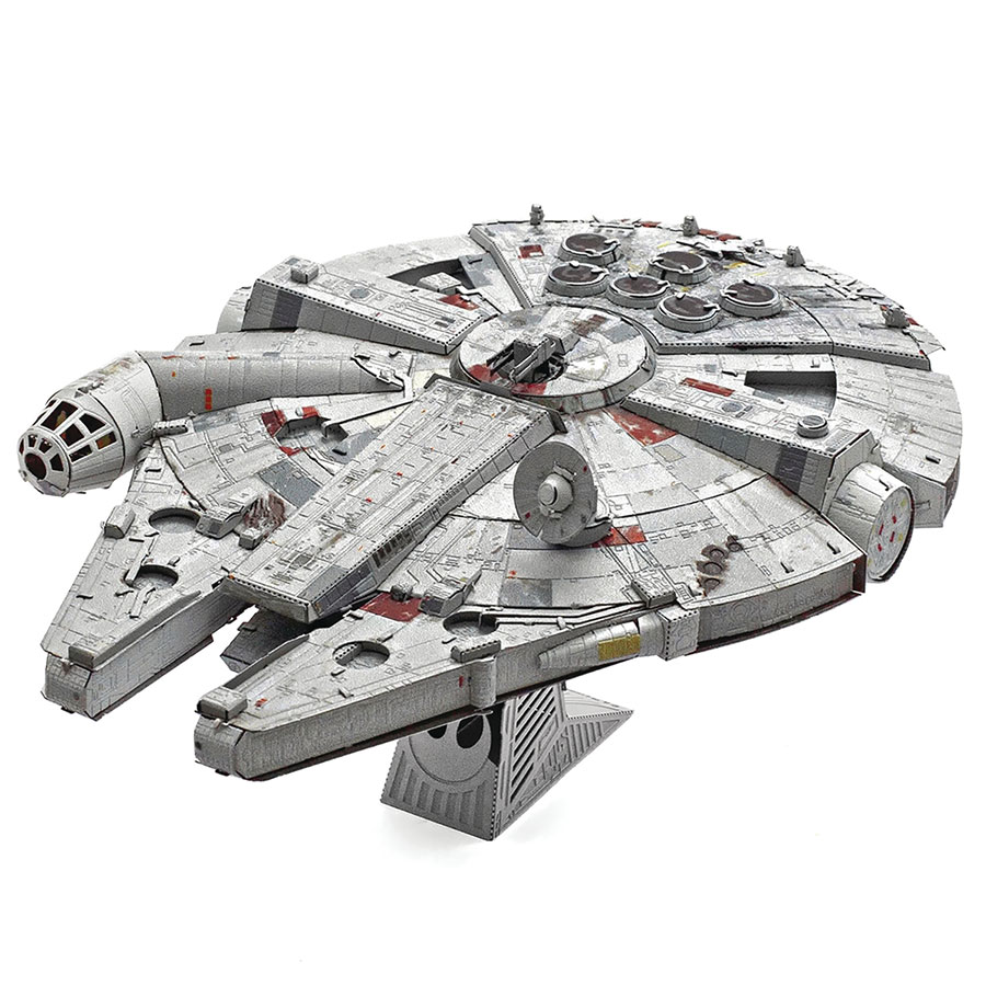 STAR WARS MILLENNIUM FALCON PREMIUM METAL MODEL KIT (C