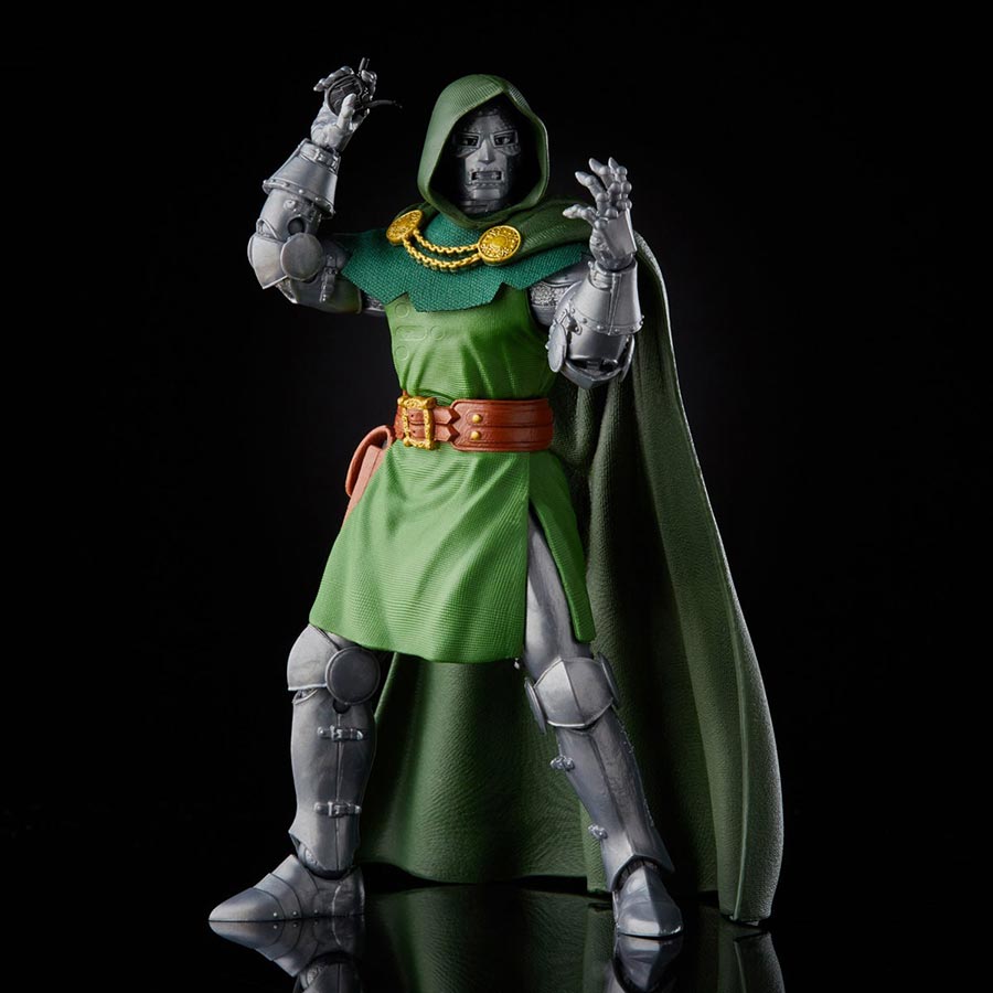 Marvel Legends Fantastic Four Doctor Doom 6-Inch Action Figure