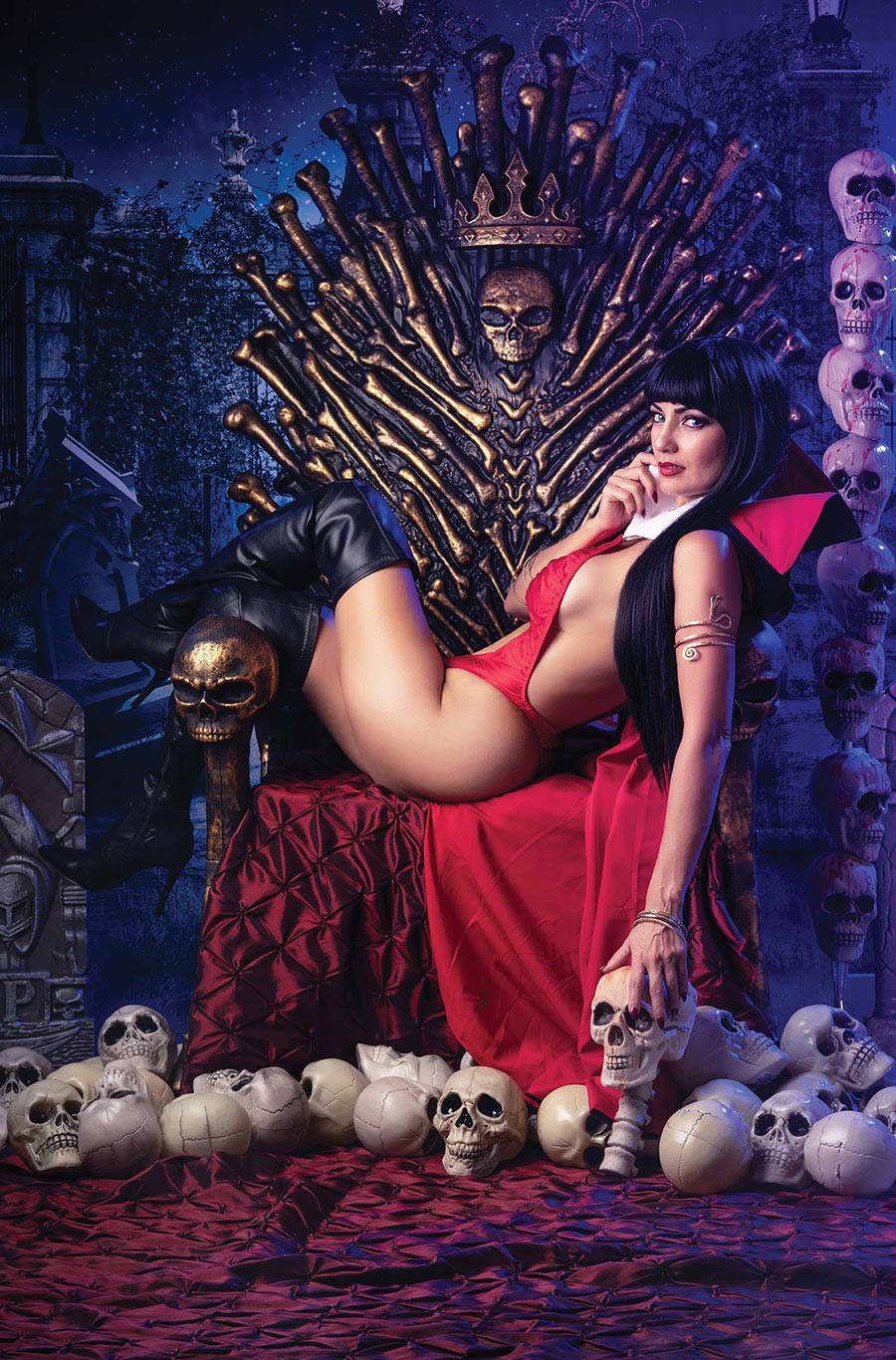 Giant-Sized Savage Tales #1 (One Shot) Cover H Incentive IvyCosplay Vampirella Cosplay Photo Virgin Cover