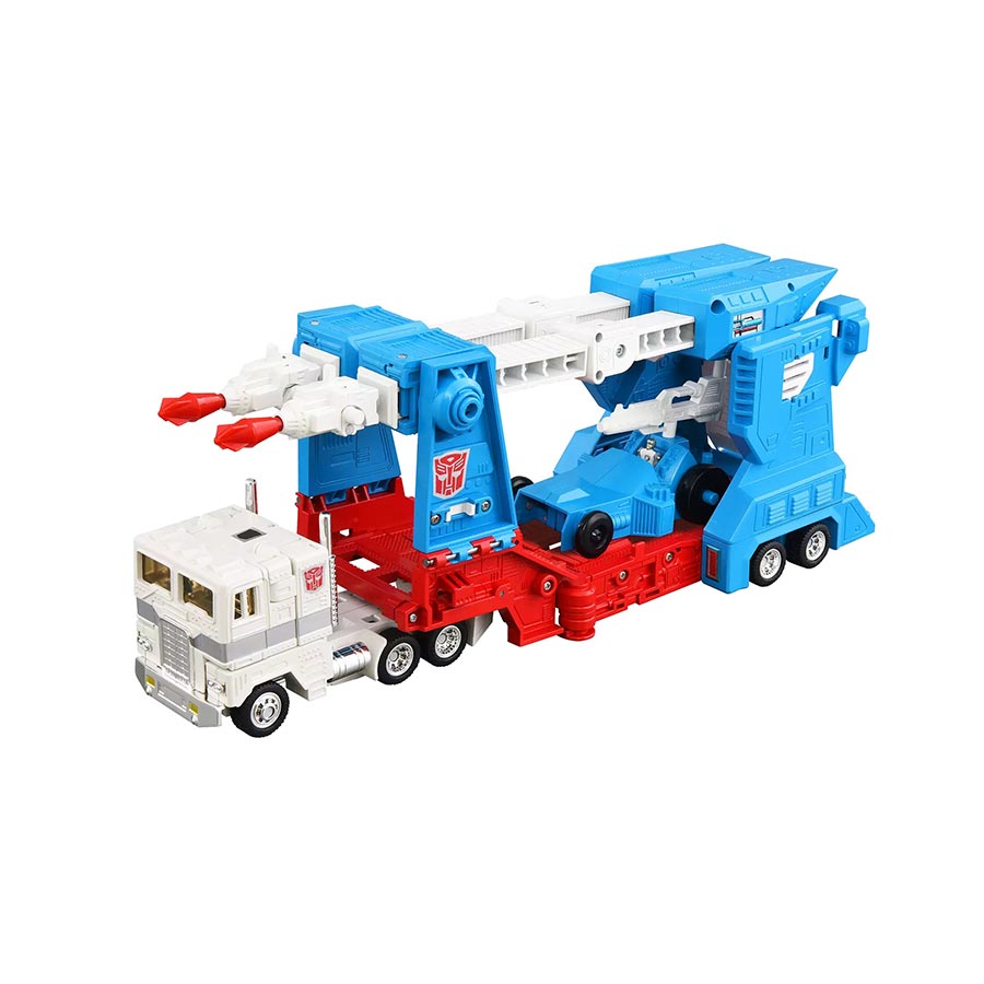 Transformers Missing Link C-10 Ultra Magnus Action Figure