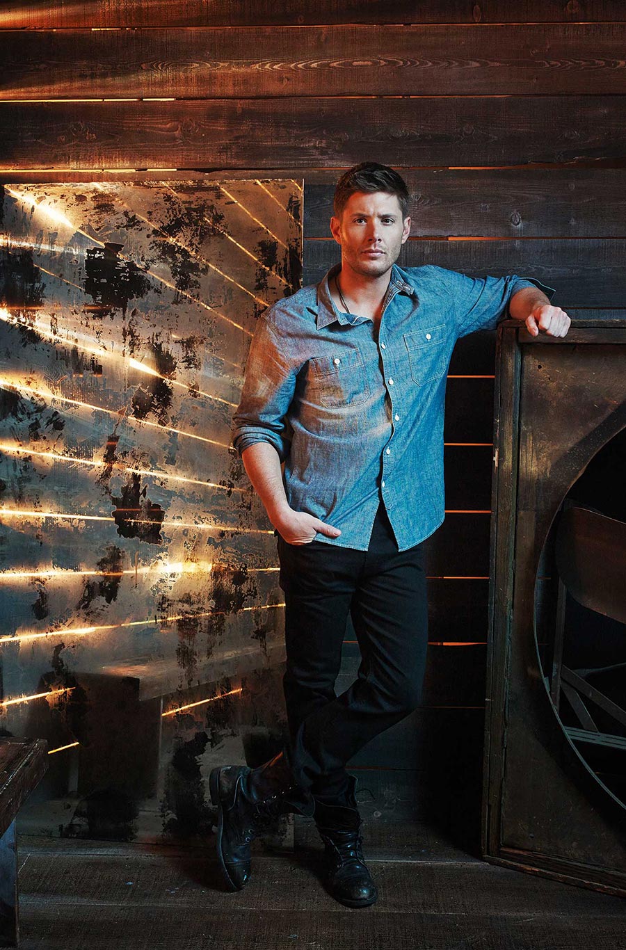 Supernatural Dean Winchester #1 Cover I Limited Edition Photo 1 Virgin Cover